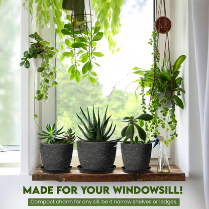 Utopia Home Plant Pots Indoor with Drainage Holes – Set of 5 White Plastic Flower Pots (7/6.6/6/5.3/4.8 Inch) – Modern Planters for Indoor Plants, Room & Office Décor, Great Stocking Stuffers