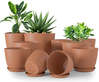 Utopia Home Plant Pots Indoor with Drainage Holes – Set of 5 White Plastic Flower Pots (7/6.6/6/5.3/4.8 Inch) – Modern Planters for Indoor Plants, Room & Office Décor, Great Stocking Stuffers