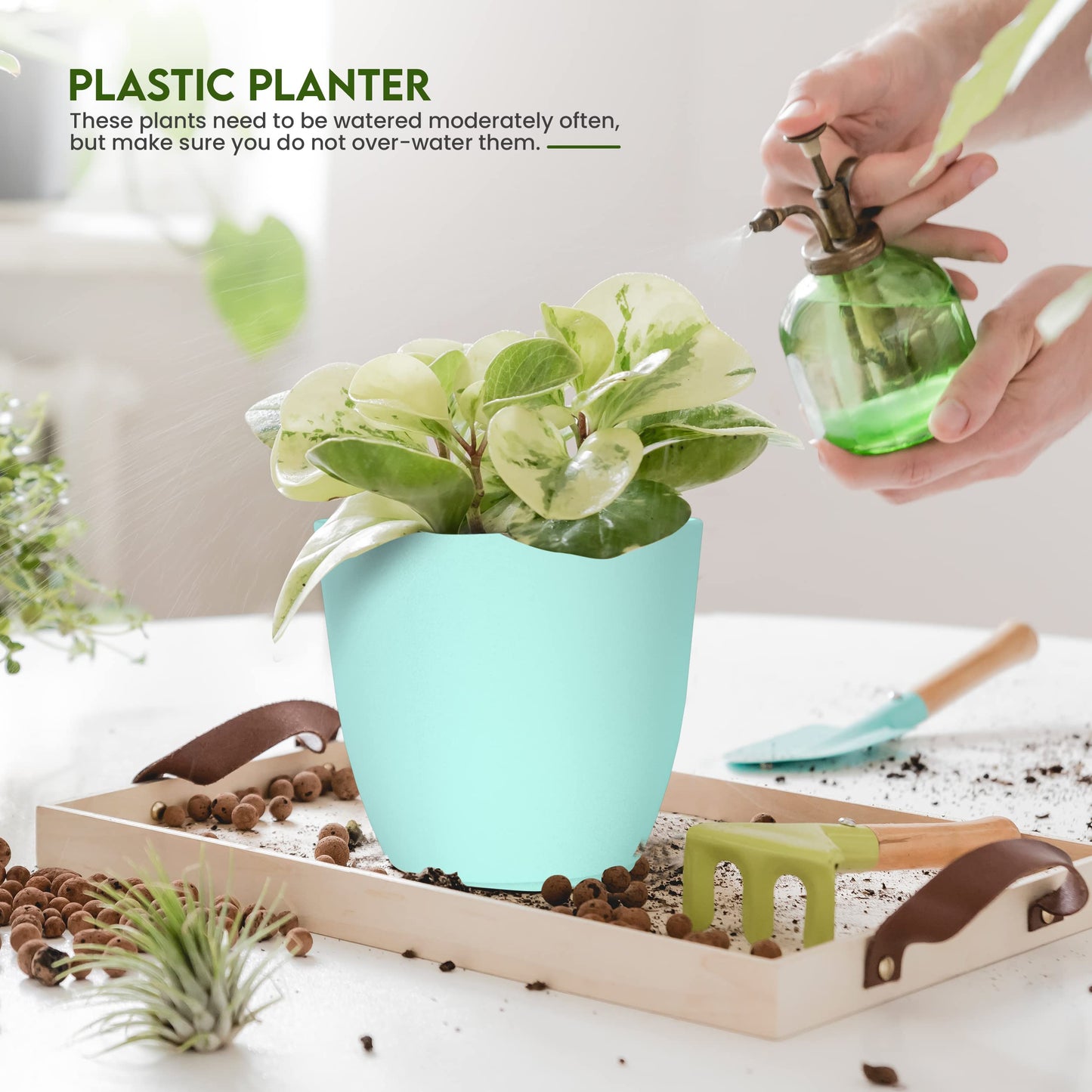 Utopia Home Plant Pots Indoor with Drainage Holes – Set of 5 White Plastic Flower Pots (7/6.6/6/5.3/4.8 Inch) – Modern Planters for Indoor Plants, Room & Office Décor, Great Stocking Stuffers