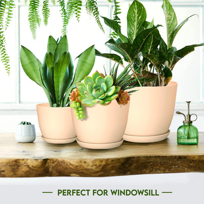 Utopia Home Plant Pots Indoor with Drainage Holes – Set of 5 White Plastic Flower Pots (7/6.6/6/5.3/4.8 Inch) – Modern Planters for Indoor Plants, Room & Office Décor, Great Stocking Stuffers
