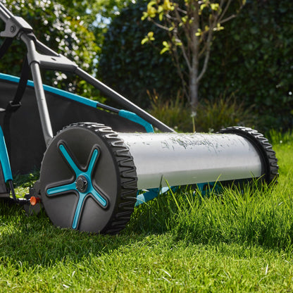 GARDENA (4018) Classic 16" Reel Lawn Mower with 5 Blades. The Lawn Mower for Everyday use with No Gas, No Electricity Makes Mowing a Breeze. Best Yard Tools You can own.